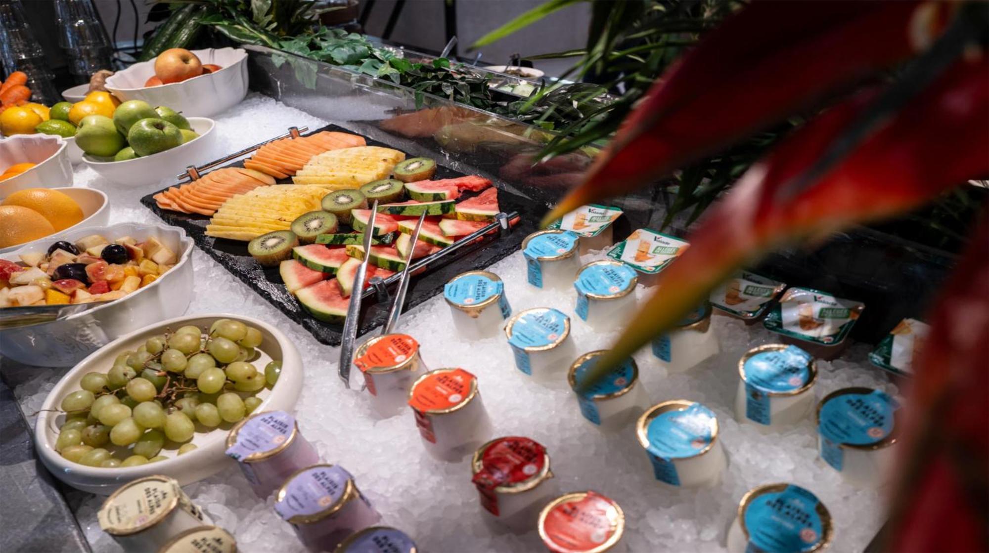 Golden Tulip Lyon Ouest Techlid Hotel & Spa Limonest Luaran gambar