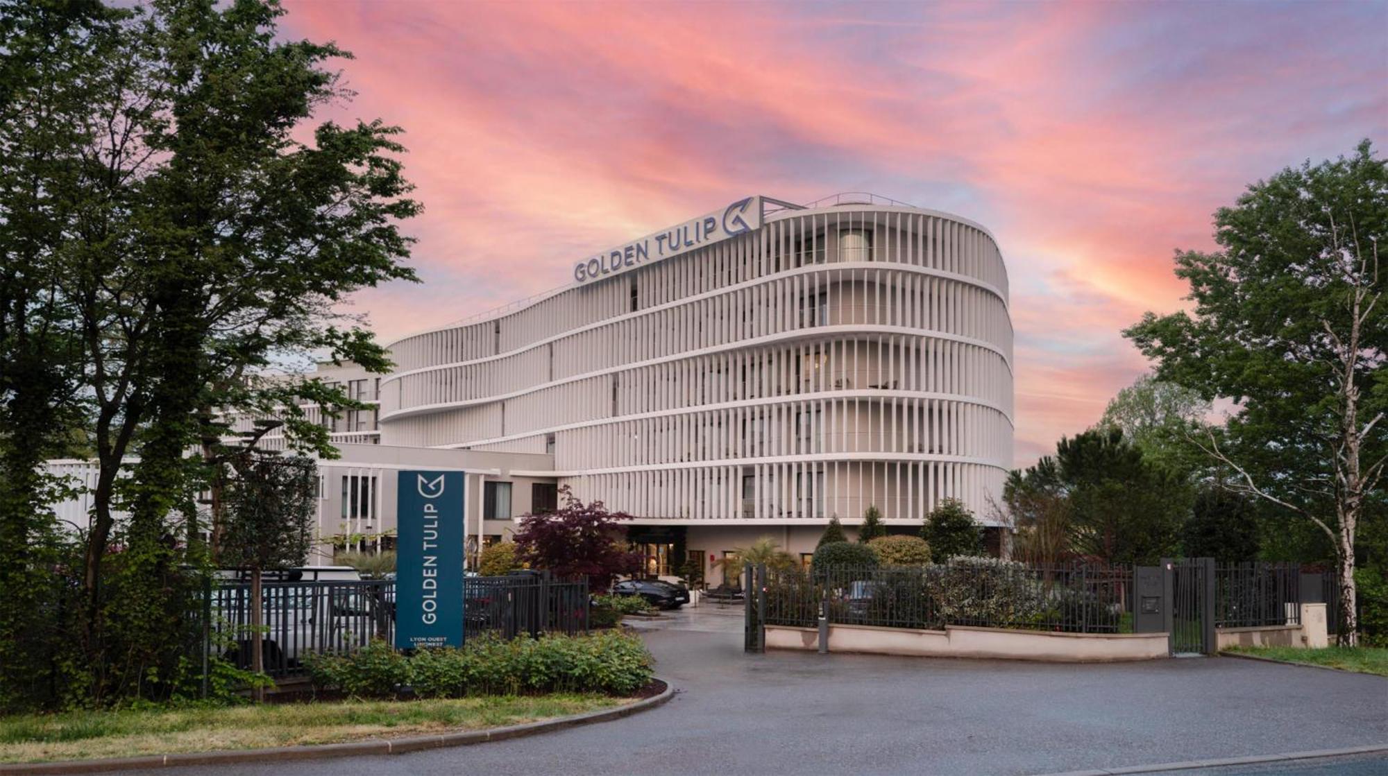 Golden Tulip Lyon Ouest Techlid Hotel & Spa Limonest Luaran gambar